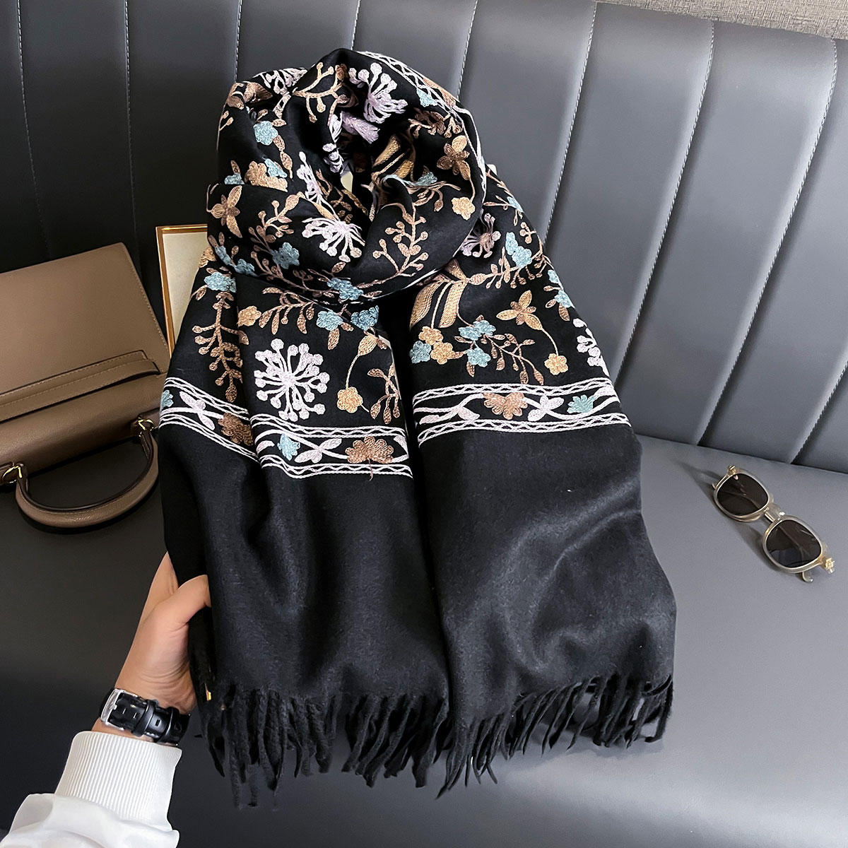 New Winter Warm Cashmere Scarf - огляд і ціна Home Textiles Blanket