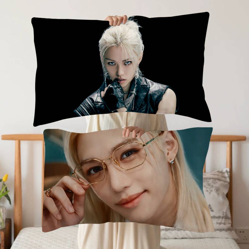 F-FelixS singer.png New Style  - огляд і ціна Home Textiles Premium